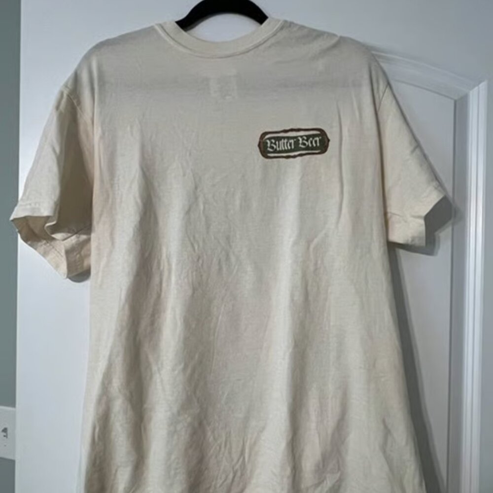 Like New Fantastic Kingdom Clothing Butterbeer Tee in Ivory Large